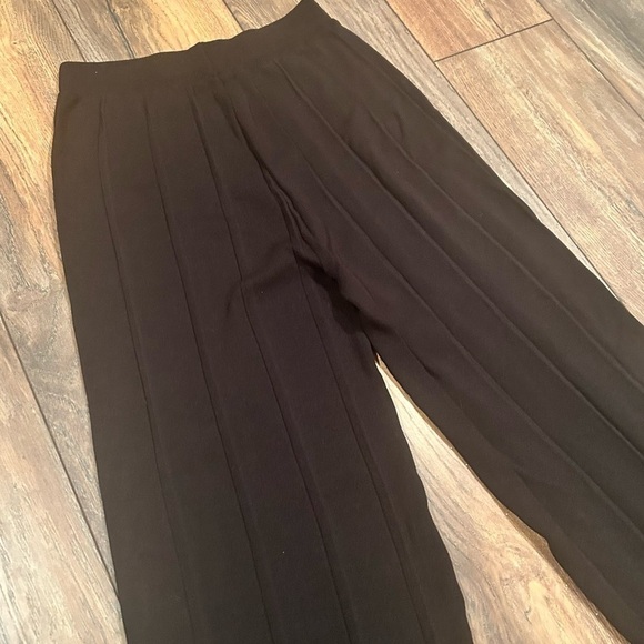 Knit Set - Black - Size M/L - Picture 4 of 5